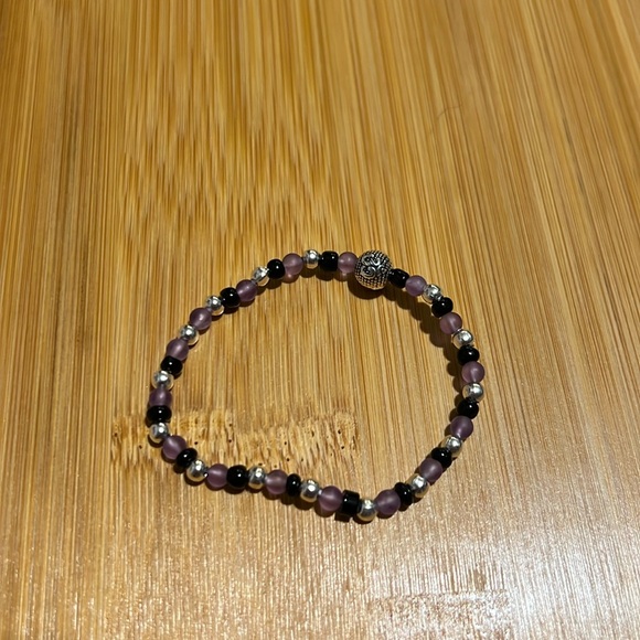 A+++ Graded Amethyst, Black Onyx and .925 Tibetan Silver Bracelet - Picture 1 of 3